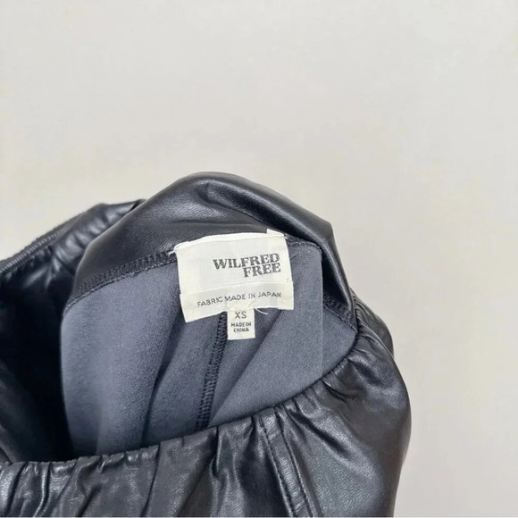 Aritzia Wilfred Free Womens Xsmall Daria Vegan Leather  Legging - Picture 9 of 14
